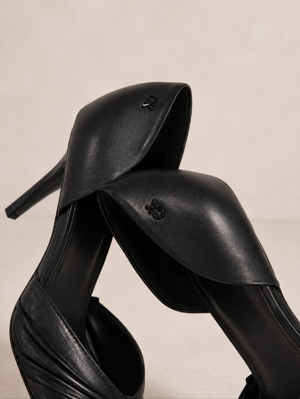 CK Black Ruched Pointed Toe Stiletto Heels Designer Dress Pumps - Picture 7 of 11